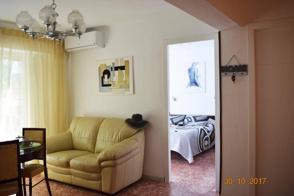 Apartamento En El Centro De Alicante Eksteriør billede