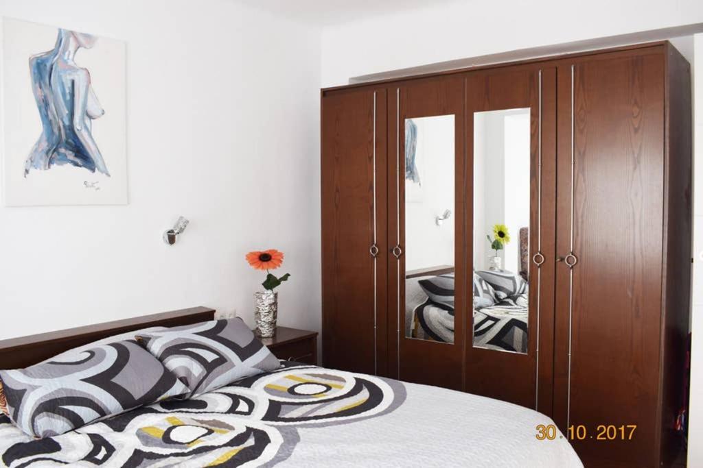 Apartamento En El Centro De Alicante Eksteriør billede